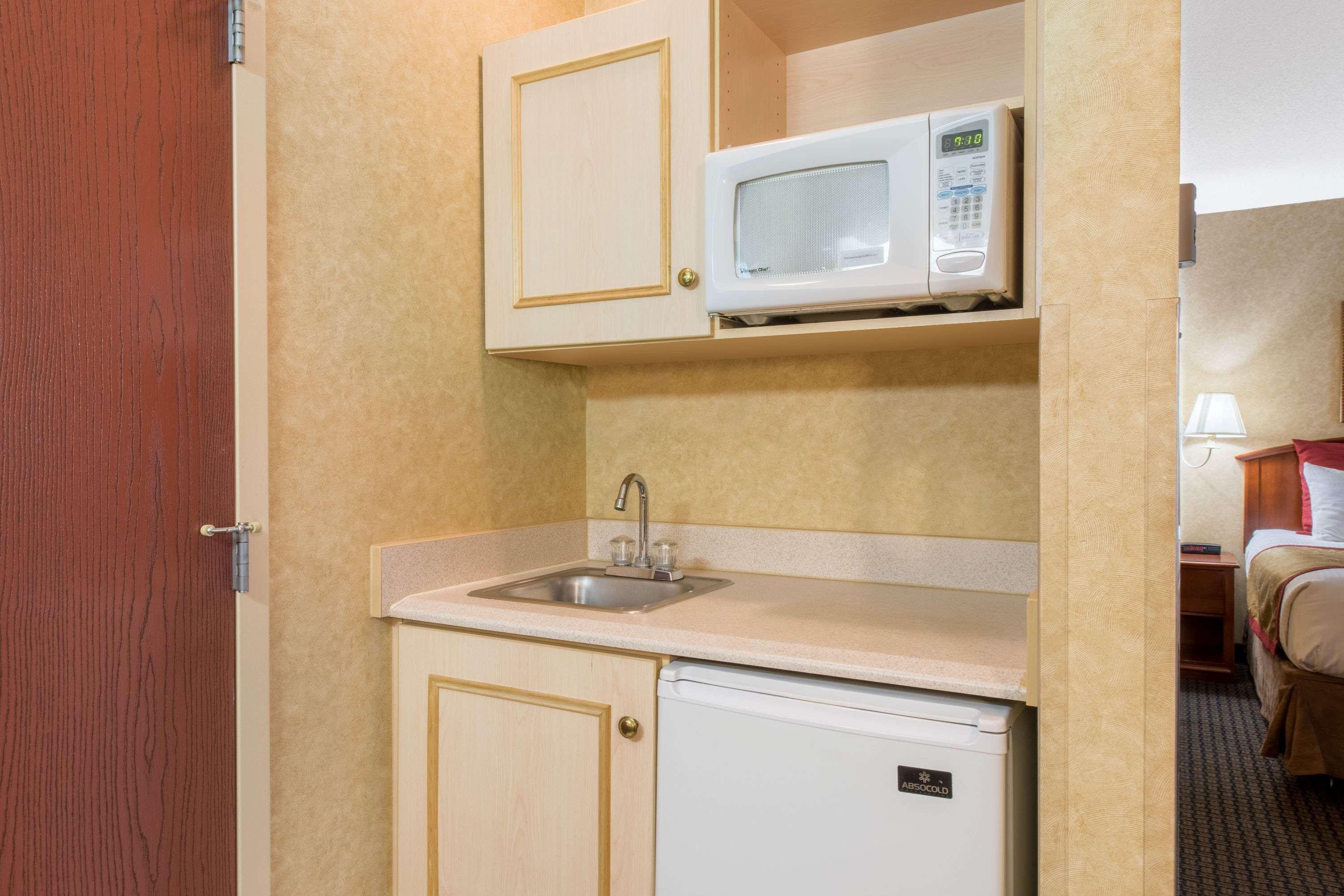 Lancaster Suites Εξωτερικό φωτογραφία